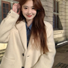 韩系赫本风白色短款毛呢外套，女2024冬季高级感超好看西装呢子大衣