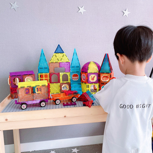 纽奇彩窗磁力片磁力积木，拼装儿童玩具，益智力动脑男女孩子生日礼物