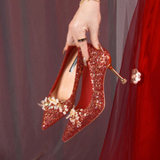 红色婚鞋新娘鞋主婚纱2023年法式高级感低跟尖头水晶高跟鞋女