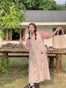 日了个韩｜宽松设计款中式盘扣钩花镂空蕾丝罩衫+纯色连衣裙套装