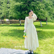 一罐杏仁桃法式白色连衣裙春夏，长袖设计感小众仙气网纱长裙仙女裙