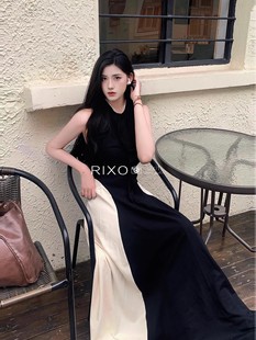 RIXO EXIT法式度假沙滩裙夏高级气质黑白拼色收腰褶皱背心连衣裙