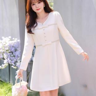辣妈起义大码女装胖mm2025春装新款通勤洋气V领香风A字长袖连衣裙