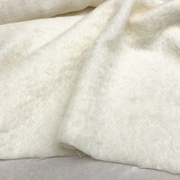 冬季米白色长毛 时尚纯羊毛料 马海毛山羊毛面料 外套设计师布料