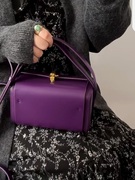 巴西莓紫色波士顿盒子小方包23秋冬新锁扣(新锁扣，)手拎单肩斜挎复古小包女