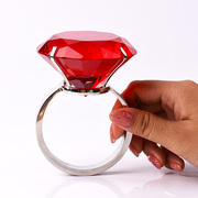 表白神器创意水晶大钻戒道具，超大钻石戒指浪漫生日礼物，求婚送女友