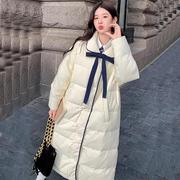 学院风拼色蝴蝶结娃娃领白鸭绒羽绒服女中长款甜美小香风冬装外套