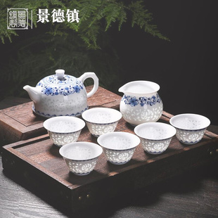 景德镇高端青花瓷功夫茶具，套装复古礼盒轻奢手工，玲珑镂空盖碗茶杯