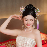 新中式礼服发饰盘发淡紫色花朵，超仙减龄唯美旗袍，礼服配饰新娘头饰