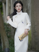 白色羽毛纱加绒蕾丝旗袍2023冬季新中式复古年轻款少女长款