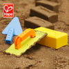 hape儿童玩沙戏水沙滩玩具套装，宝宝挖沙子，砖匠工具幼儿园沙水区