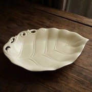 欧洲复古餐具陶瓷奶油色镂空树叶，造型大盘欧式叶子鱼(叶子鱼)盘餐盘