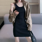 黑色打底包臀背心裙2023秋季韩版流行修身显瘦圆领，针织吊带连衣裙