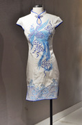 处理旗袍白色短款超精致做工 刺绣 白蓝撞色 经典款 日常表演