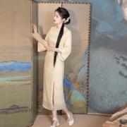 新中式茶歇裙女装国风复古刺绣法式娃娃领纯色连衣裙动漫
