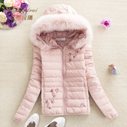轻薄羽绒服粉红玛丽2022女小个子时尚带毛领冬装短款百搭外套