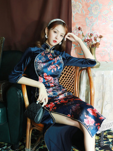 藏蓝色丝绒旗袍年轻款长款气质修身复古中国风少女改良版连衣裙秋