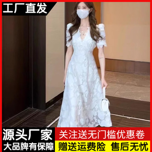 法式高级感蕾丝泡泡袖v领连衣裙女夏季小个子收腰温柔系短袖长裙