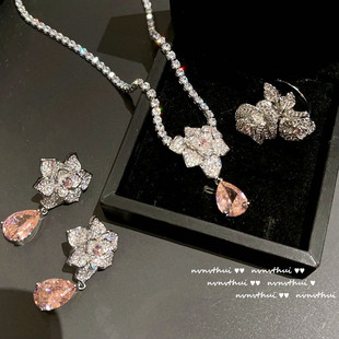 帕帕拉恰山茶花宝石项链，在逃公主镀18k金芭比粉玫瑰花锆石戒指