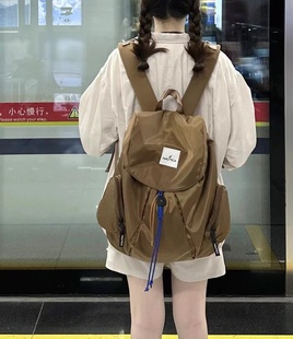 2024休闲双肩包大容量简约旅行小众书包大学生韩版背包