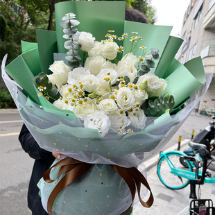同城鲜花速递11朵白玫瑰，花束生日北京上海广州深圳成都送花