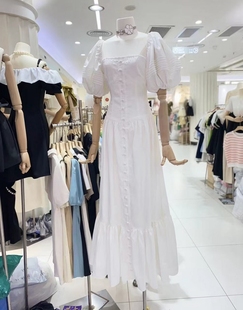 法式长裙2022年夏季气质显瘦温柔仙女白色连衣裙，海边度假沙滩裙