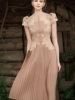 越南小众设计师品牌重工玫瑰花朵，刺绣镂空高级感棕色蕾丝连衣裙