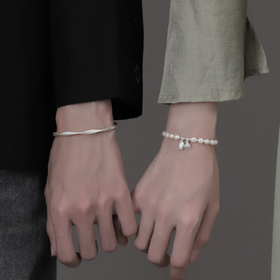 s999足银珍珠情侣手链一对情侣，款银手镯原创设计圣诞节礼物送男友