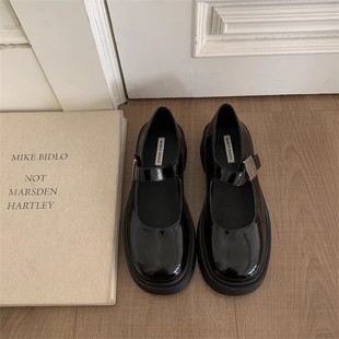 MUMIXI日系JK玛丽珍小皮鞋学院风黑色百搭粗跟厚底黑色一字带单鞋