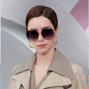 海伦凯勒2021年几何框型墨镜女大脸显瘦偏光太阳眼镜H2115