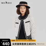 谜底小香风羽绒服女2023冬季气质时尚圆领，鸭绒保暖239my7403