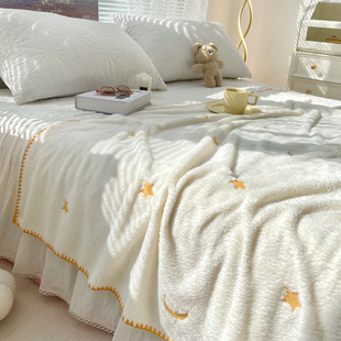 法兰绒毛毯夏季薄款珊瑚沙发毯子小毛巾被办公室午睡午休空调盖毯