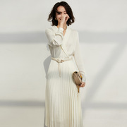 法式白色真丝百褶连衣裙，2023夏季女装，腰带收腰桑蚕丝中长裙子