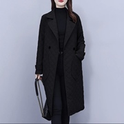 大码中长款风衣外套女士2023秋韩版小众设计感菱形格薄棉大衣