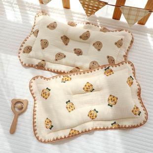 婴儿纱布枕头纯棉防偏头0-3岁初生宝宝儿童幼儿园枕芯侧睡定型枕