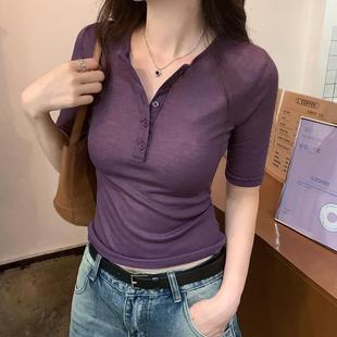 紫色v领短袖t恤女装，夏季2024欧货修身针织打底衫黑色短款上衣