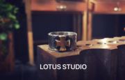 蓮說製物LotusStudio纯银复古做旧 金色十字复古手工银戒指