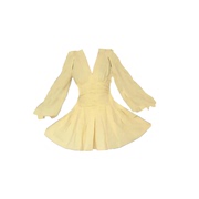 大码胖mm法式黄色v领长袖连衣裙女夏季气质褶皱收腰显瘦A字短裙子
