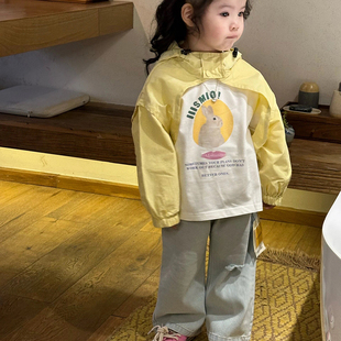 韩国童装女童套装春秋，款2024洋气儿童，字母印花体恤假袖牛仔裤