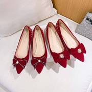 红色婚鞋女两穿2022年秋冬季平底新娘鞋不累脚，孕妇可穿秀禾鞋