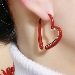 精致红色滴油爱心耳钉s925银针，高级感甜美耳环气质百搭设计感耳坠