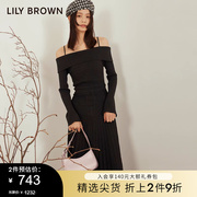 lilybrown秋冬款气质，一字领修身针织百褶连衣裙lwno235156