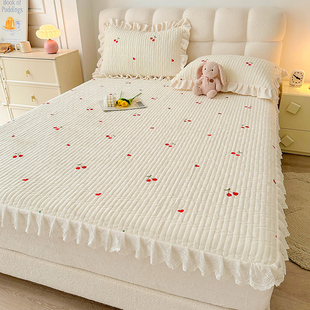 a类刺绣夹棉牛奶绒带花边床笠单件冬季全包加厚床围套1.8米保护罩