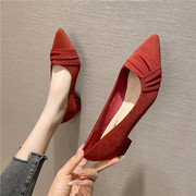 小低跟红色婚鞋女韩版法式百搭尖头粗跟单鞋，女鞋时尚春秋瓢鞋