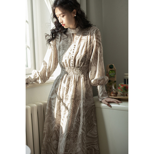 日本贵牌小众设计感春季定制印花法式复古气质高级长袖收腰连衣裙