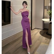 紫色斜肩吊带连衣裙设计感气质名媛露背晚礼服女性感修身显瘦长裙