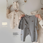 秋季韩国婴儿衣服女宝宝套装新生三个月开裆儿春秋洋气套头连体衣