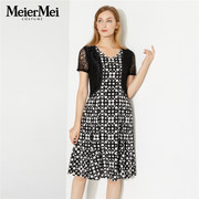 玫而美品牌时尚黑白花连身裙蕾丝拼接假两件连衣裙MXLQ66300