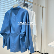 蓝色可调节收腰衬衫女早春小众设计感蝙蝠袖，气质宽松衬衣韩系chic
