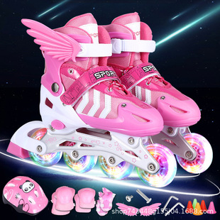 儿童溜冰鞋套装男女直排轮旱冰鞋轮滑鞋闪光套装，大小可调